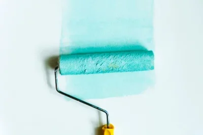 Peinture intérieure à Denée — murs, plafonds et boiseries