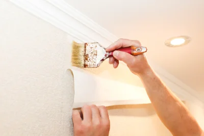 Pose de papier peint à Denée — revêtements muraux et toiles de verre